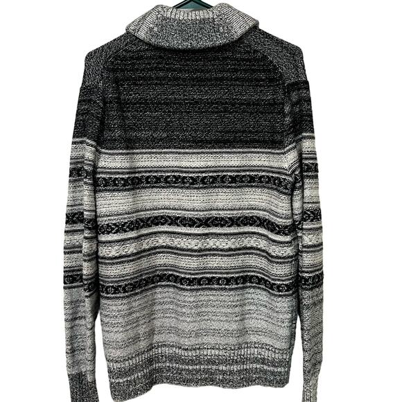 Banana Republic Women’s Sweater Sz Medium Merino Wool Blend Button Up - Picture 2 of 5